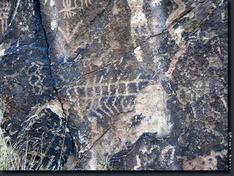 Petroglyph photo 11, Parowan Gap