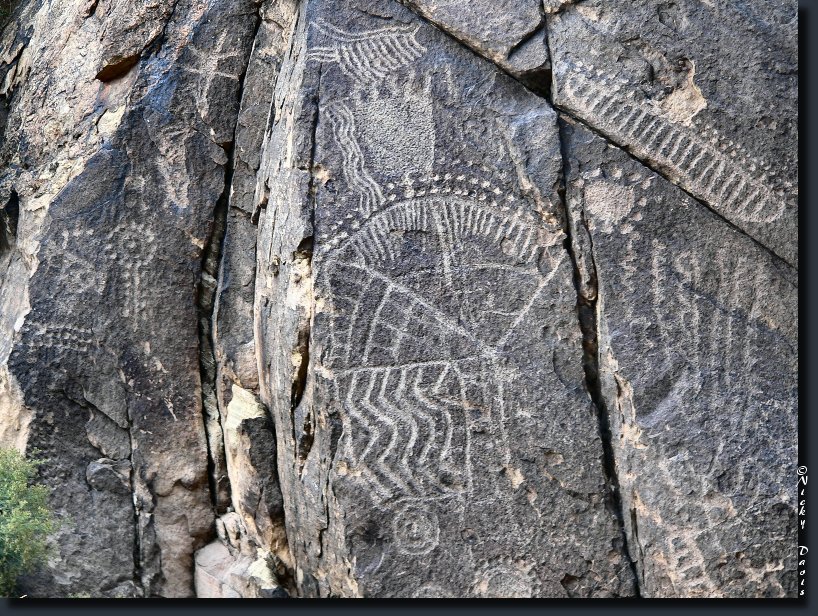 petroglyph photo 1, Parowan Gap